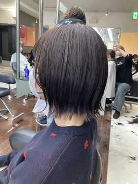 シャンプーボーイエイムス(SHAMPOO BOY aims) 外からハネボブ