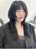 レイヤーカット黒髪シースルーバングイメチェンブルーブラック