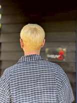 ナンバーエイト(number eight)&nbsp;10代20代メンズカット◆刈り上げベリーショートブリーチ金髪