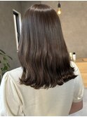 ブラウンベージュ