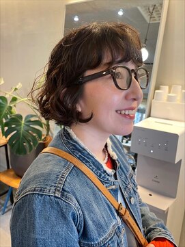 ナループロアボタン(Nalu pu loa BOTAN) フレンチボブパーマ