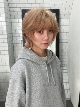 レガーレ(Legare) 顔周りレイヤー×ボブ×ハイトーンベージュ