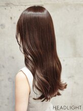 指先が、その変化を証明する。美髪矯正＆髪質改善ストレートが紡ぐ、圧倒的クオリティの美髪【那珂店】