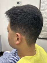 マツイ(MATSUI)&nbsp;横尾さっぱりさせたくせ毛のスタイル