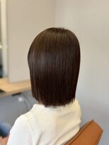 プルネ 藤枝(Plune) 切りっぱなしボブ