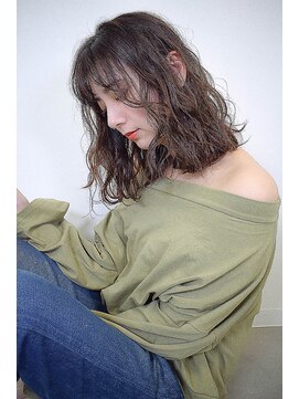 ガーランドウメダ(Garland umeda) リラックスウェーブ＿ミディアム000239