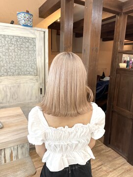 モアムー(Moremuu) ミルクティーカラー