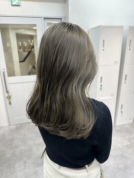 ヴェルダ 池袋店(verda) ブリーチなしダブルカラー オリーブグレージュ