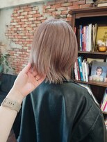 アンリ(Henri)&nbsp;【かしむら】ブリーチ/ブリーチカラー/ケアブリーチ/暖色カラー