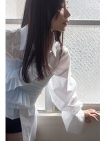 ココ 鷹匠(COCO) 美髪ロング/透け感カラー/暗髪