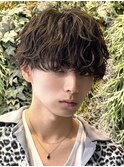 20代30代シャドウパーマ/グレー/波打ちパーマ/刈り上げショート