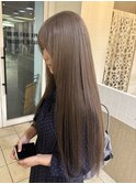 透明感グレージュ
