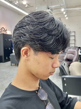 グロップ 町田(GLOP) 圧倒的毛流れフェザーパーマ/メンズパーマ