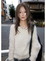 イェン(Yen.)&nbsp;デザインローライトロングハッシュレイヤーカット