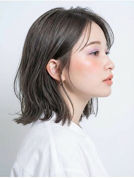 ノイ(neu) 【静岡エリア】ダークグレージュ×外ハネニュアンスボブ