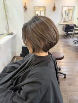 ウル(Ulu) オトナ女性にオススメ!白髪ぼかしバレイヤージュ