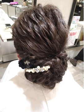 トリコ 梅田茶屋町店(trico) キレイめ大人女子のパーティースタイル 【トリコ梅田茶屋町店】