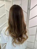 ツムグ 代官山店(TUMUGU)&nbsp;脱白髪染めハイライトサンドベージュグラデーションカラー