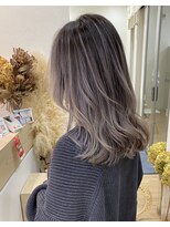 リアン(LIAN)&nbsp;バレイヤージュ×グレージュ