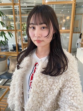 フェリアファム 北千里(FERIA fam) お顔周りカット×レイヤースタイル