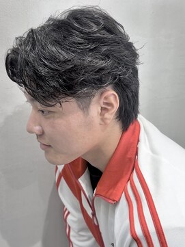 リベル(LIBER) フェザーパーマ/メンズパーマ/刈り上げ/襟足あり/八王子/岩名