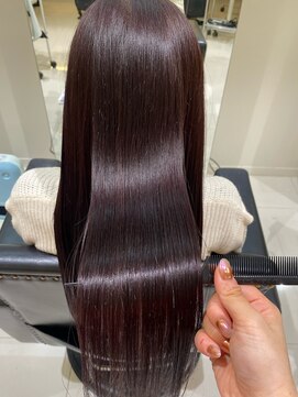 アリエ(Allie) Aujuaヘアケア・エイジングケアトリートメント