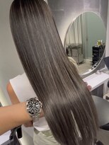 ウルスバイバレット 銀座(Urus by VALETTE)&nbsp;【立体感×透明感 ハイライトカラー×カット×髪質改善】