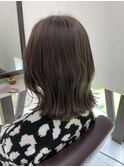 くびれミデイアムボブ