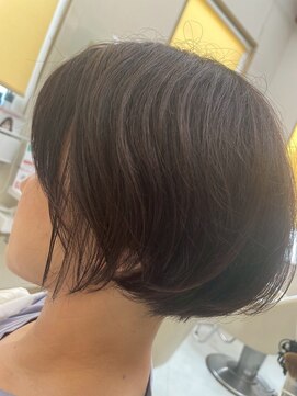 アップリップスダブリュー(Uplips.w) 【大人気】ショート×レイヤースタイル