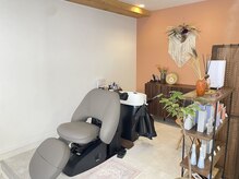 ソム(somme)の雰囲気（頭侵浴やリラクゼーションメニューもございます。）