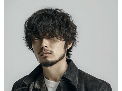 ジレス(Jiles)の写真