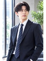 MEN's Baguz MEN'Sカット/ MEN'Sパーマ/ MEN'Sカラー 韓国風センターパート毛流れメンズビジネス
