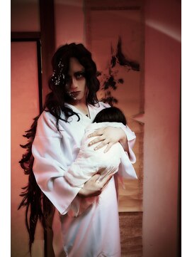 トリットフューアトリット(Hair & Make studio Tritt fur Tritt) 君死にたまふことなかれ。