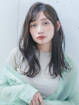 ウィット(wit) くびれミディアム流し前髪