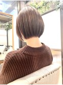 襟足軽めショートボブ
