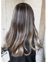 ペネロープ(Penelope)&nbsp;［新宿］ハイライト/バレイヤージュ/ルーツカラー/グレージュ