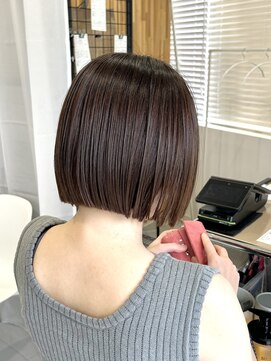 ネオリーブウリ 二子玉川店(Neolive uri) カールセミディシアーカラーレイヤーカット《二子玉川》