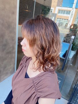 ジャンナ(Janna) ふんわりパーマ