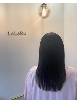 ララル(LaLaRu) つや髪ストレート
