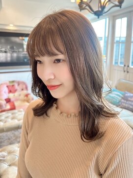 ルーブル(Louvre) 【Louvre】小顔ヘア/レイヤーカット/くびれヘア