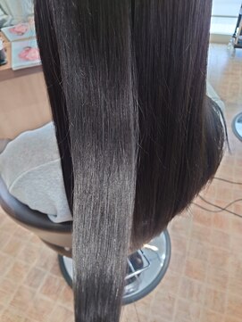 クララ ヒタチナカ(CLALA Hitachinaka) ツヤ髪／ストレート／ロング