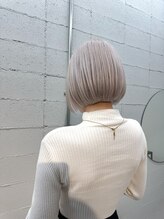 イロ(iro.) ホワイトボブ