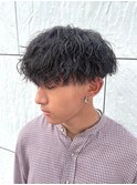 スペインカールスパイキーショートブルーブラックフェザーパーマ