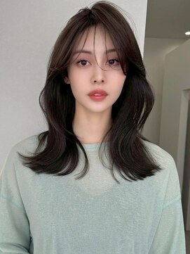 リス バイ ソヨン(Lis by SOYON) シースルーバングミディアム/くびれミディ/オリーブ/暗めカラー