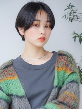 ソヨン 横浜店(SOYON) センターバング×暗髪クールショート