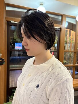 イーズ(e's) タイトなミニボブ