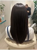 美髪ストレートで綺麗なシルエットに