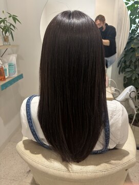 ビーエフサロン(BxF SALON) 美髪ストレートで綺麗なシルエットに