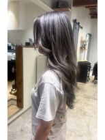 リフル 八王子(RIFULL)&nbsp;ハイライト　バレイヤージュ　脱白髪染め　レイヤー　髪質改善