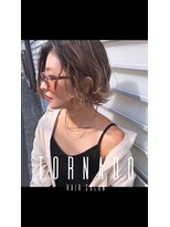 トルネード(TORNADO)&nbsp;外国人風耳掛けボブ ハイライトバレイヤージュ グレージュ